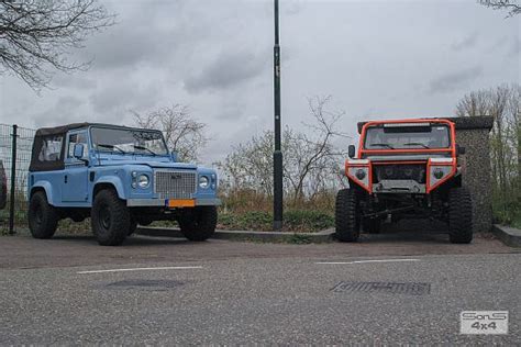 Een Defender Heeft Twee Gezichten SONS 4X4