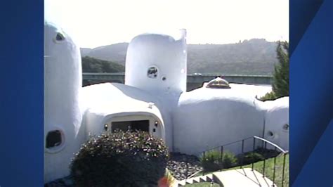 Take A Look Inside Hillsboroughs Flintstone House In 1987 Abc7 San