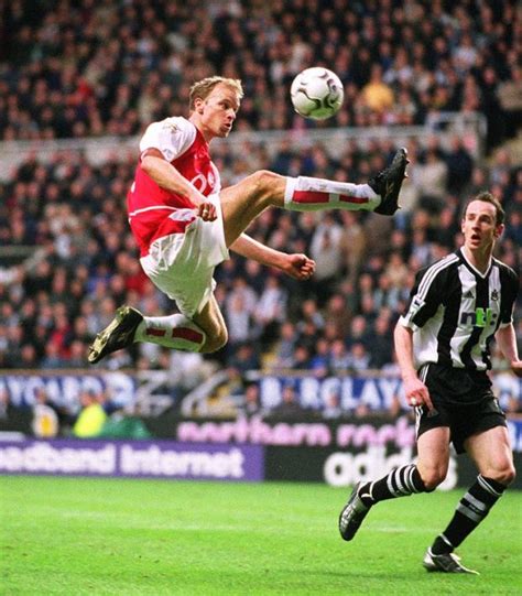 Dennis Bergkamp Highlights, Control And First Touch