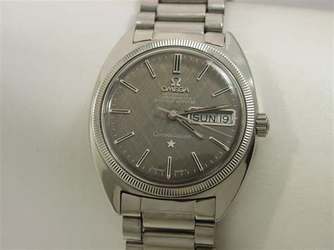 1969 OMEGA CONSTELLATION DAY DATE CHRONOMETER Affordable Watches