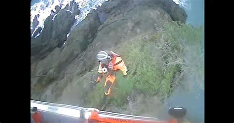 Video Sector Humboldt Bay Rescues Two Men Stranded On Pewetole Island