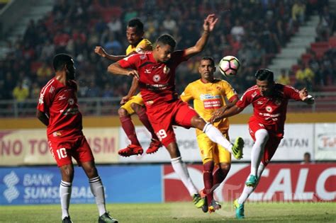 Sriwijaya FC Ditahan Imbang Semen Padang Foto 5 1713001 Tribunnews