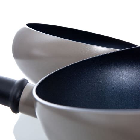 Boomerang Wok By Nikola Carels For Royal Vkb