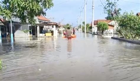 2 Hari Diguyur Hujan Deras Ratusan Rumah Di Pemalang Terendam Banjir