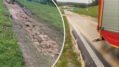 Ziemia osunęła się na drogę na obwodnicy Staszowa Fatalne skutki ulew