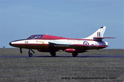 The Aviation Photo Company Hunter Hawker Raf 4 Fts Hawker Hunter T7 Xl60188 1975