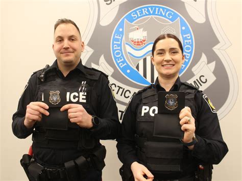 Sarnia Police Officially Welcome Two New Officers The Sarnia Observer