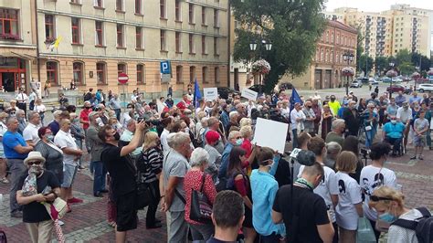 Marszałek Grodzki w Bielsku Białej Chcemy wyspy wolności w Pałacu