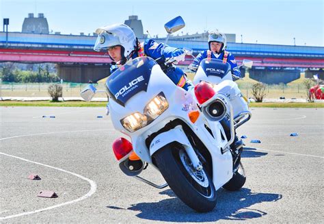 警視庁広報課 On Twitter 【実施結果】3月22日、世田谷区喜多見の警視庁白バイ訓練所において、「二輪車交通安全キャンペーン」を