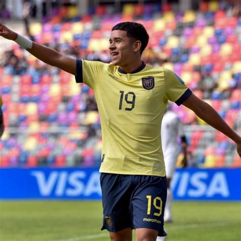 Kendry P Ez Es El Jugador M S Joven En Anotar Un Gol En La Historia Del