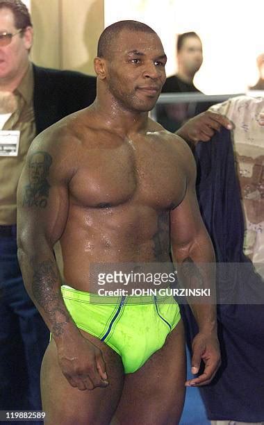 Mike Tyson Workout Photos And Premium High Res Pictures Getty Images