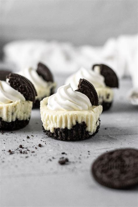 Mini Oreo Cheesecakes Ginger Snaps Baking Affairs Recipe Oreo Cheesecake Bites Mini