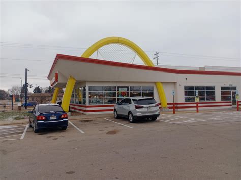 One of the few vintage exterior McDonald's in my area. Last restoration ...