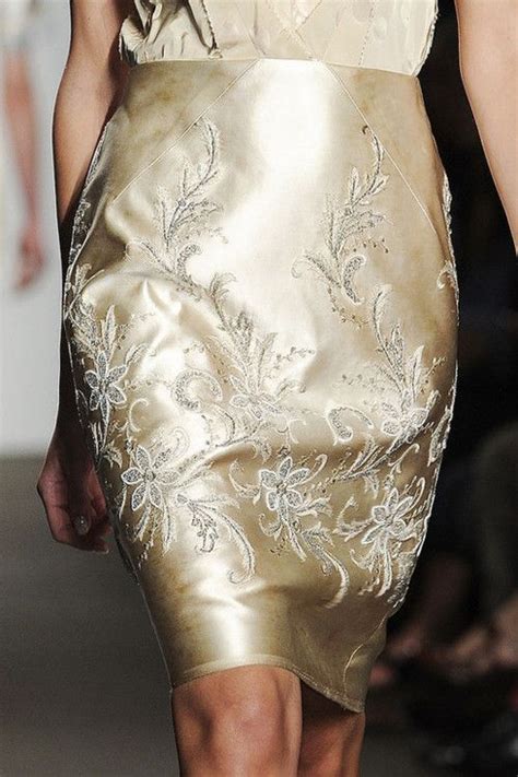 Rosa Maria G Frangini Details Fashion Champagne Embroidered Skirt