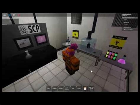 Scp Containment Breach Part Working Scps On Roblox Pt Scary