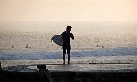 Las Mejores Playas Para Surfear En Espa A