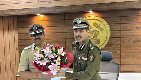 Amitesh Kumar Takes Charge As Pune Police Commissioner Punekar News