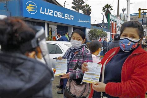 40 000 familias denuncian abusos de empresas eléctricas Diario Expreso