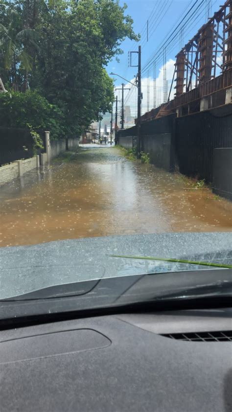 V Deo Diversos Pontos De Brusque Registram Alagamentos Ap S Forte