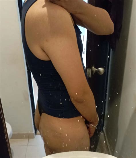 Connie Wearing Thongs Nude Pics XHamster