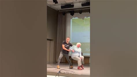 Болки в плешките! Как помага Актов Ситинг гимнастиката! - YouTube