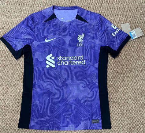 Terceira Camisa Do Liverpool Tem Imagem Vazada Mantos Do