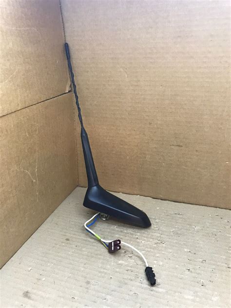 Chevrolet Cruze Oem Roof Antenna Black Radio Base Gm Chevy