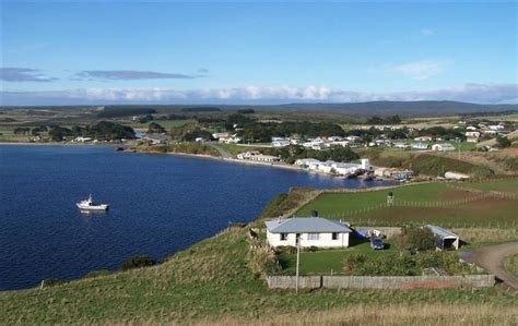 Rēkohu - The Chatham Islands - Women Travel NZ