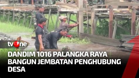 Warga Anggota Dandim Palangka Raya Membangun Jembatan Penghubung