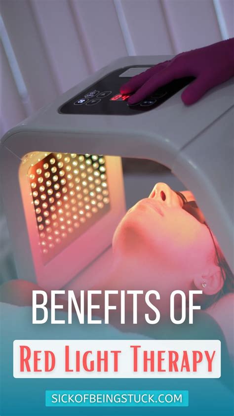 Is It Better To Use Red Light Therapy In The Morning Or At Night At