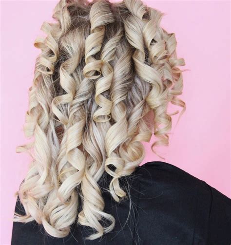 Pin By Iowa Hair Enthusiast On Hair Up Close February 2018 Long Curly Hair Up Hairstyles