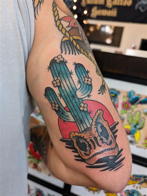 Cactus by Bert Holiday at Lilium tattoo, Honolulu Hawaii : r/tattoo