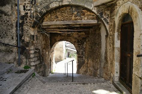 Premium Photo A Street Of Campo Di Giove In Abruzzo Italy