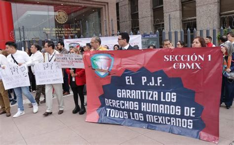 Fotos Y Video Por Segundo Día Consecutivo Trabajadores Del Poder