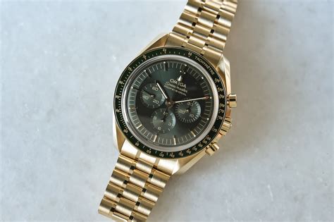 Hands On Omega Speedmaster Moonwatch Moonshine Gold Green Dial