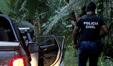 A O Policial Prende Dupla Envolvida Na Tentativa De Roubo A Banco Em