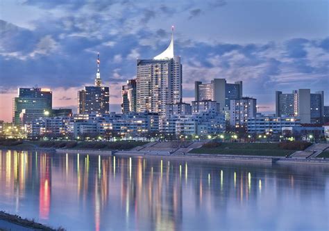 Вена, Австрия | Best places to live, Cool places to visit, Skyline