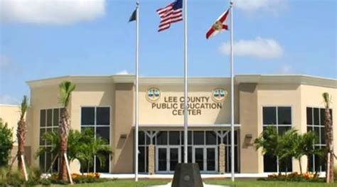 Lee County School Calendar (2022-2023) with Holidays