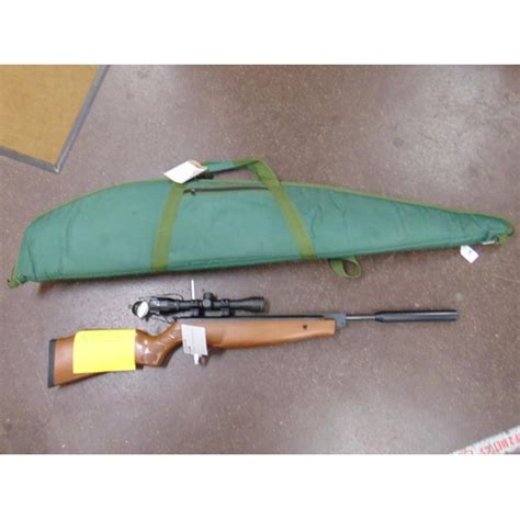 Cometa 300 22 Air Rifle With Scope In Slip Please Note Purchasers Must Be Over 18 And Photogra