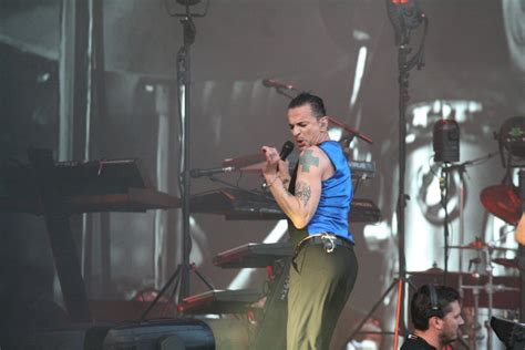 Depeche Mode En Concert Au Stade De France En 2023 Pour La Sortie De