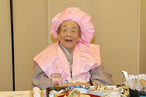 100歳のお誕生日おめでとうございます いわいずみブログ