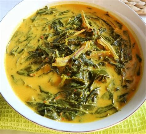 Resep Gulai Daun Singkong Pedas Khas Padang Yang Nikmat