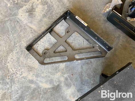 John Deere Monitor Brackets And Tray Bigiron Auctions