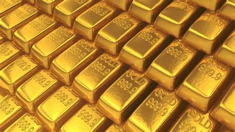 Gold Price Struggles Amid Dollar Strength And Mixed Economic Data