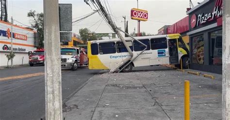 Autobús Se Impacta Contra Oxxo En Toluca Hay 14 Lesionados Almomento Noticias Información