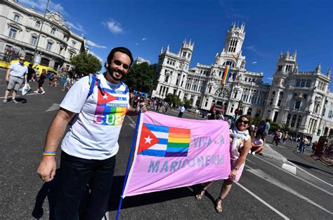 World Pride Desfile Del Orgullo Gay 2017 En Imágenes Desfile Del