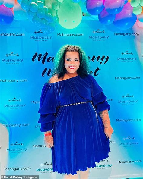 Hot Sexy Brandi Mallory Bikini Pics