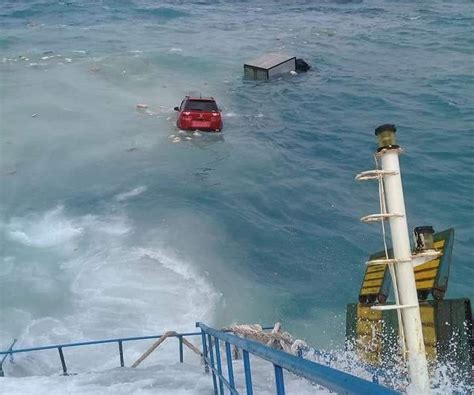 Bocor KM Lestari Maju Karam Di Perairan Selayar Ini Penumpang Yang