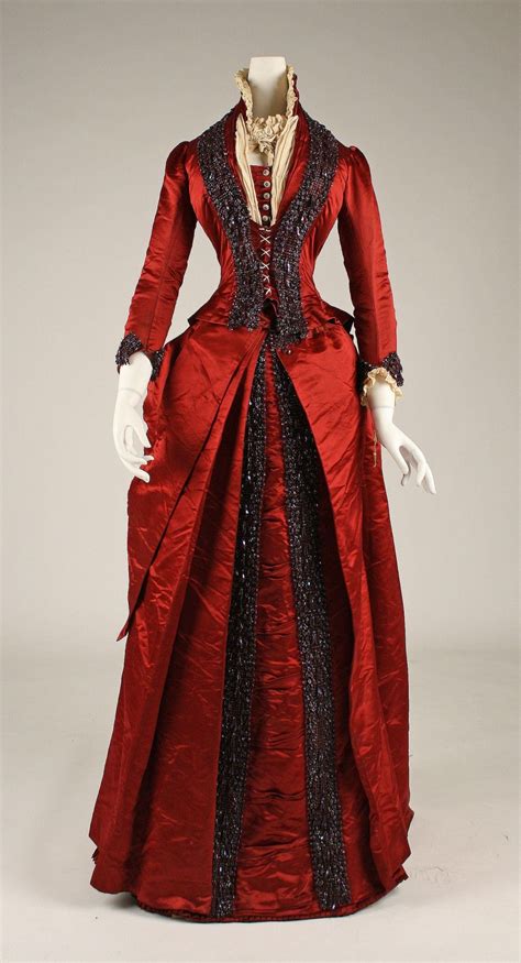 Historical Accuracy Reincarnated Historical Dresses Vintage Dresses