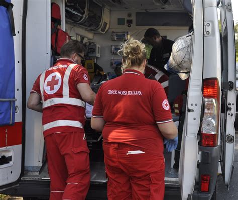 Caltanissetta Terribile Incidente Stradale Tra Gela E Scoglitti Muore